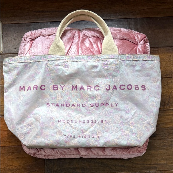 Marc Jacobs Pastel Floral Big Zipper Tote - Picture 1 of 6